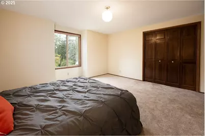 4495 Pinecrest Dr, Eugene, OR 97405 - Photo 33