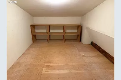 4495 Pinecrest Dr, Eugene, OR 97405 - Photo 47