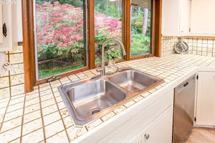 4495 Pinecrest Dr, Eugene, OR 97405 - Photo 23