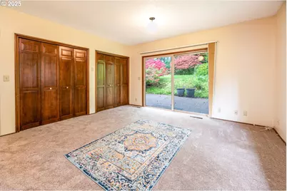 4495 Pinecrest Dr, Eugene, OR 97405 - Photo 11