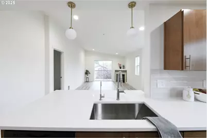 10734 NE Holly St #307, Hillsboro, OR 97006 - Photo 11