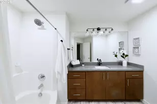 10734 NE Holly St, Hillsboro, OR 97006 - Photo 17