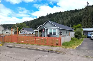 76442 Laurel St, Oakridge, OR 97463 - Photo 37