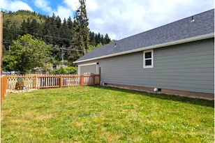 76442 Laurel St, Oakridge, OR 97463 - Photo 31