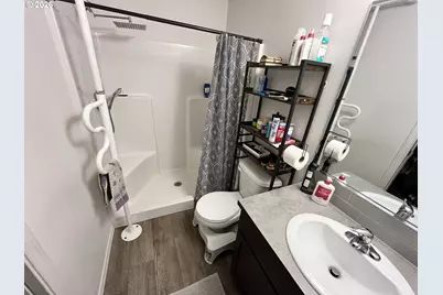76442 Laurel St, Oakridge, OR 97463 - Photo 15
