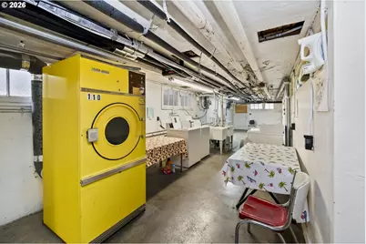 6923 NE Broadway, Portland, OR 97213 - Photo 37