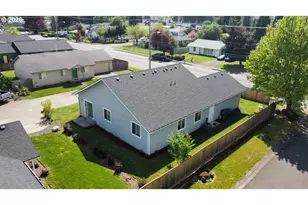 1107 Echo Hollow Rd, Eugene, OR 97402 - Photo 31