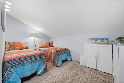 634 N Hayden Bay Dr, Portland, OR 97217 - Photo 25