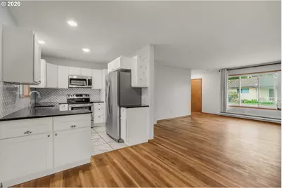 12295 SE Main St, Portland, OR 97233 - Photo 11