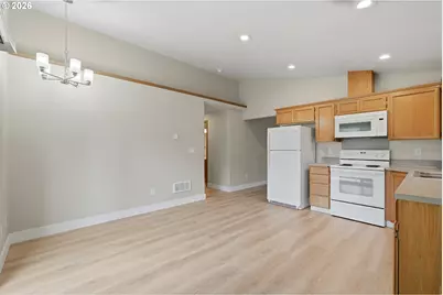 207 SE 11th Cir, Battle Ground, WA 98604 - Photo 9