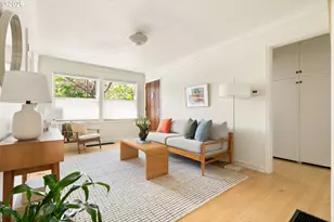 2825 SE Hawthorne Blvd, Portland, OR 97214 - Photo 9