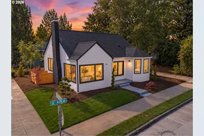 2333 SE 40th Ave, Portland, OR 97214 - Photo 1