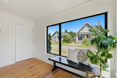 2333 SE 40th Ave, Portland, OR 97214 - Photo 9