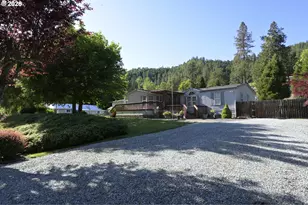 22282 Tiller Trail Hwy, Days Creek, OR 97429 - Photo 33