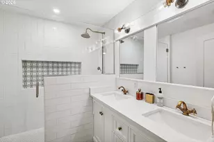 5915 SW Haines St, Portland, OR 97219 - Photo 31