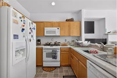 2242 NW 168th Pl, Beaverton, OR 97006 - Photo 13