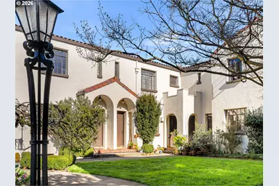 2325 NE Flanders St #6, Portland, OR 97232 - Photo 1