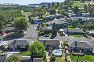 727 E 20th St, The Dalles, OR 97058 - Photo 35