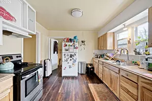 1826 Mill St, Eugene, OR 97401 - Photo 9