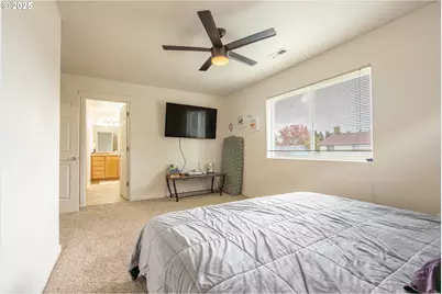 621 Jasmine Cir, Independence, OR 97351 - Photo 17