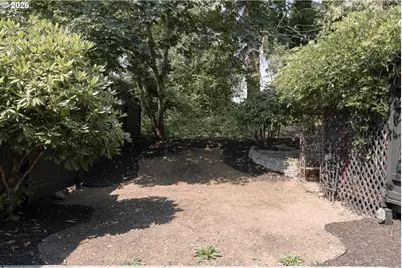 5729 NE Hazel Dell Ave #B, Vancouver, WA 98663 - Photo 33