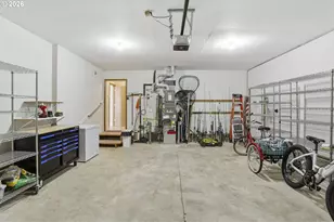 858 SW 24th St, Troutdale, OR 97060 - Photo 31