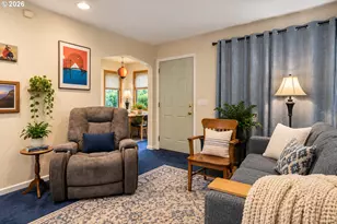 9107 N Van Houten Ave, Portland, OR 97203 - Photo 9