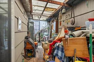 9107 N Van Houten Ave, Portland, OR 97203 - Photo 25