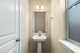 3010 NE 74th St, Vancouver, WA 98665 - Photo 9