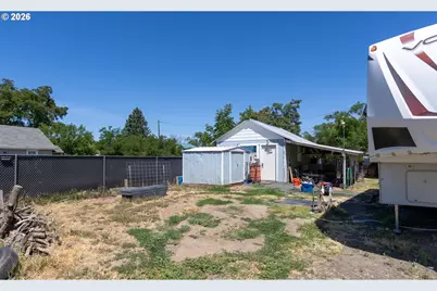 820 Parallel St, Milton-Freewater, OR 97862 - Photo 3