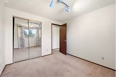 17100 SW Sugar Plum Ct, Beaverton, OR 97007 - Photo 19
