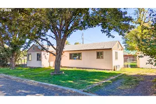 216 Solar St, Helix, OR 97835 - Photo 3