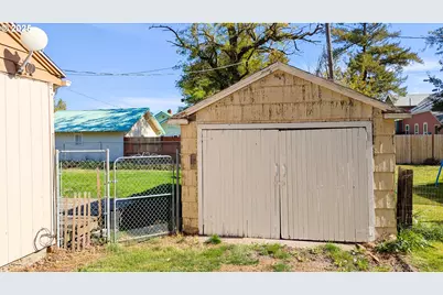 216 Solar St, Helix, OR 97835 - Photo 29