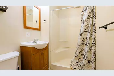 216 Solar St, Helix, OR 97835 - Photo 21