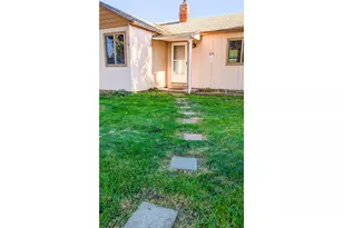 216 Solar St, Helix, OR 97835 - Photo 5