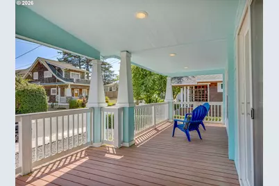 240 11th Ave, Seaside, OR 97138 - Photo 3
