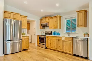 240 11th Ave, Seaside, OR 97138 - Photo 7