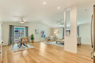 240 11th Ave, Seaside, OR 97138 - Photo 5