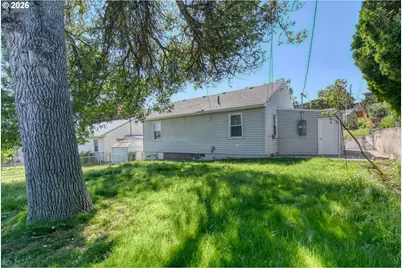 812 NW 11th St, Pendleton, OR 97801 - Photo 25