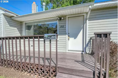 812 NW 11th St, Pendleton, OR 97801 - Photo 3