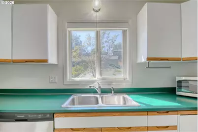 812 NW 11th St, Pendleton, OR 97801 - Photo 11