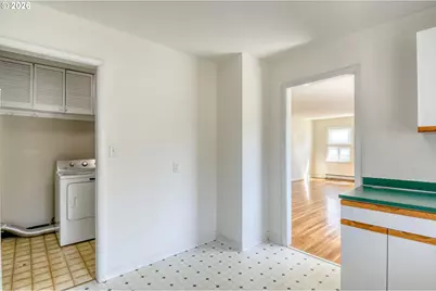 812 NW 11th St, Pendleton, OR 97801 - Photo 13
