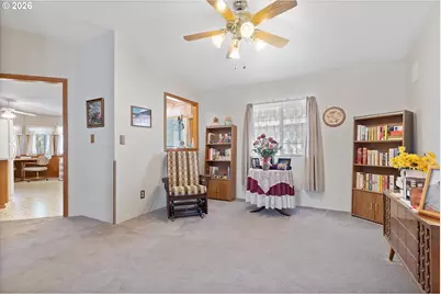 655 NE Burnett Rd #2, McMinnville, OR 97128 - Photo 7
