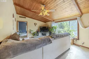 777 Deer Valley Ln, Cottage Grove, OR 97424 - Photo 5