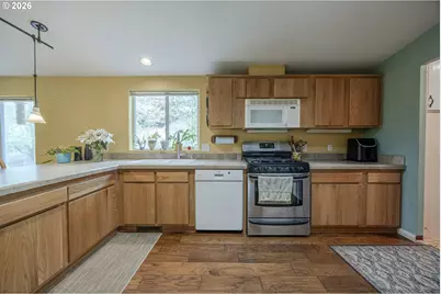 777 Deer Valley Ln, Cottage Grove, OR 97424 - Photo 11