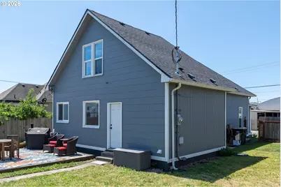 112 S Gold St, Centralia, WA 98531 - Photo 25