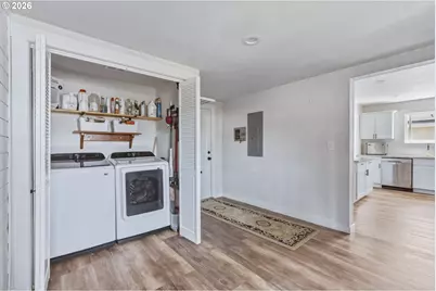 112 S Gold St, Centralia, WA 98531 - Photo 21