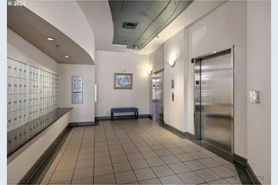 1620 NE Broadway St #228, Portland, OR 97232 - Photo 25