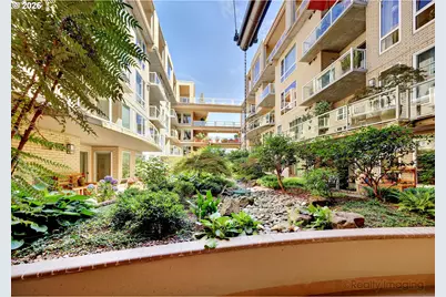 1620 NE Broadway St #228, Portland, OR 97232 - Photo 5