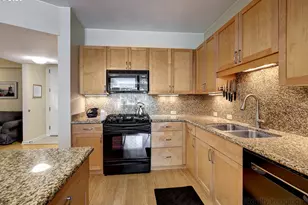 1620 NE Broadway St, Portland, OR 97232 - Photo 13